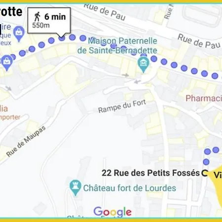 Apartament Bigorra Centre Le Sanctuaire La Grotte , Parking