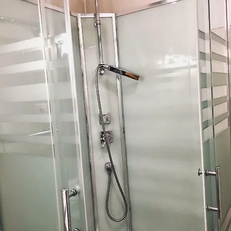 Bigorra Centre Le Sanctuaire La Grotte , Parking Apartament Lourdes