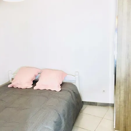 Bigorra Centre Le Sanctuaire La Grotte , Parking *