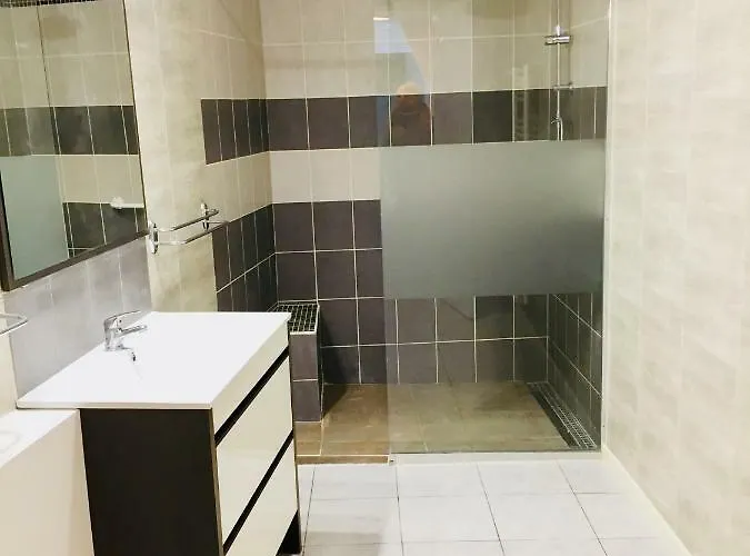 Bigorra Centre Le Sanctuaire La Grotte , Parking Apartment *