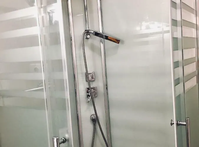 Bigorra Centre Le Sanctuaire La Grotte , Parking Apartment Lourdes