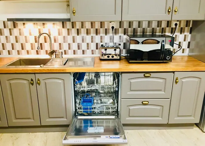 Bigorra Centre Le Sanctuaire La Grotte , Parking Apartment Lourdes